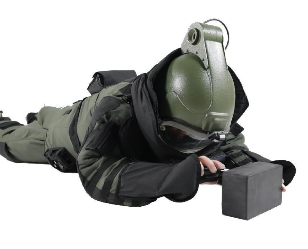 Protexor PSA EOD Bomb Suit w Cooling System V50 STANAG NIJ 0101.07 - IIIA, III, IV. - SECUTOR ARMOUR LTD