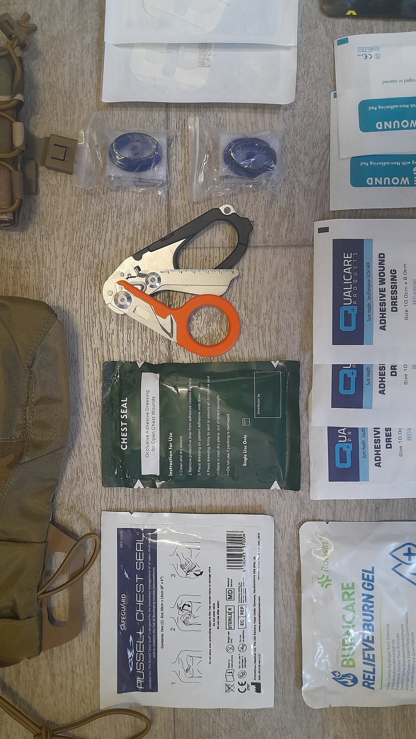 Para > IFAK > Combat medical Kit with QR bag and contents