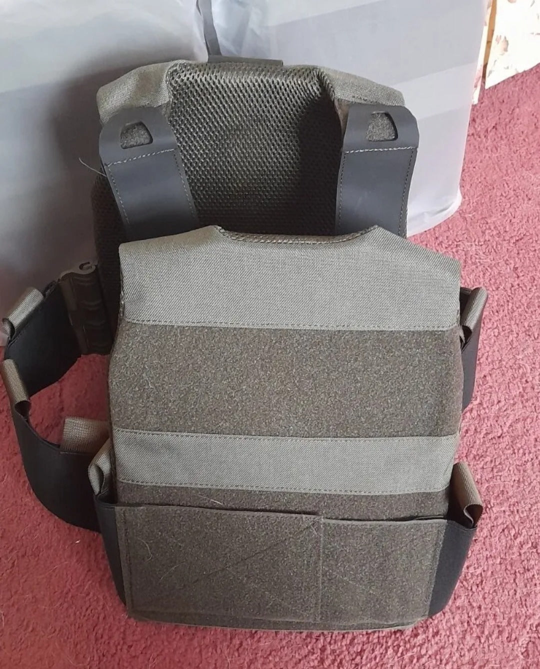 Low-profile Overt/Covert FCSK 2.0 Tactical Plate Carrier vest - Ranger Green