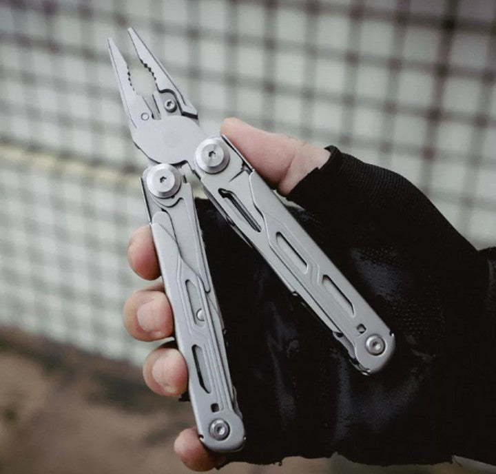 SOG > 440A Multi-tool EDC Survival Folding Pliers Professional Electrician Tools, Based on Letherman design, tolerances and materials. - IWMD-Store SECUTOR ARMOUR